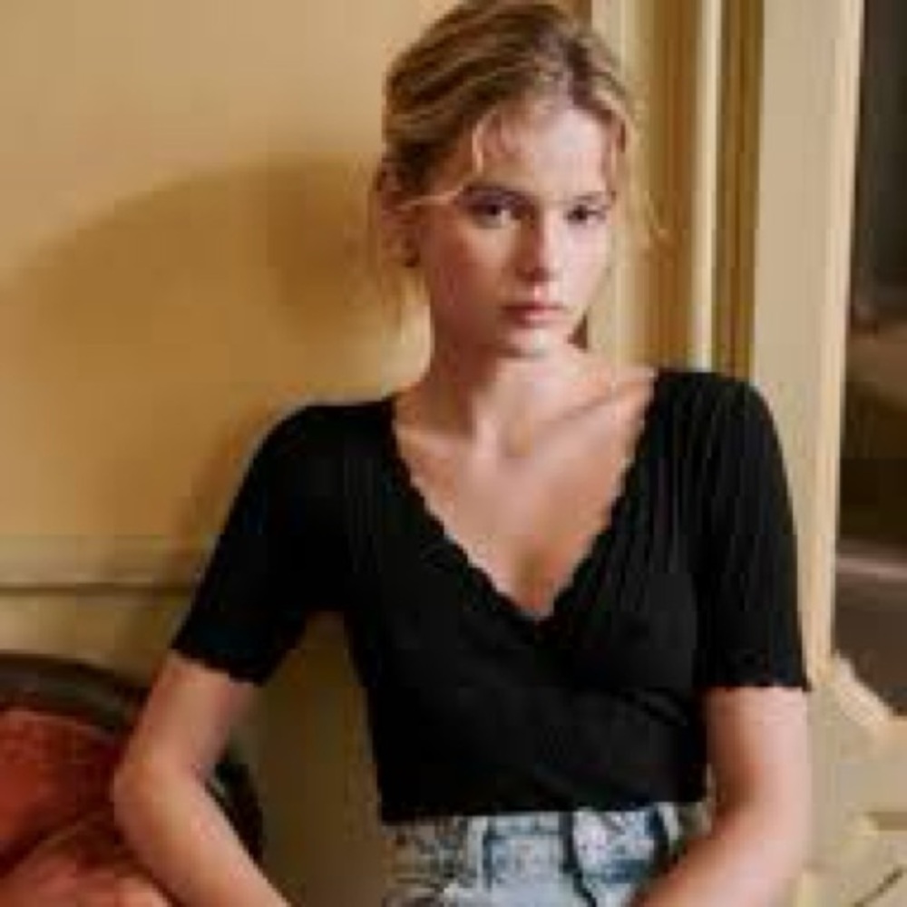Sezane Cloe Knit in Black